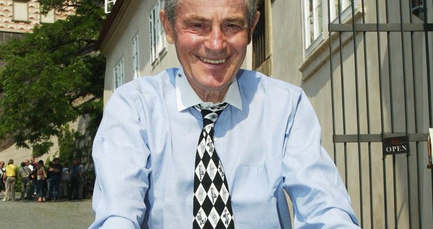 Jan Tříska zemřel.