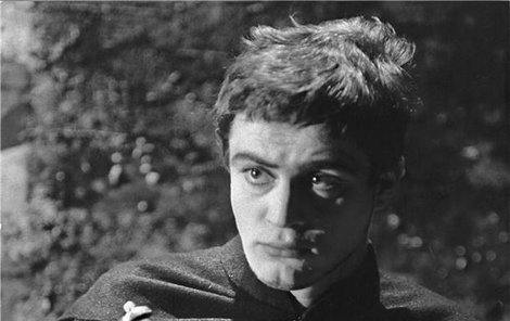 1961: V představení Král Lear hrál tehdy postavu Edmunda.