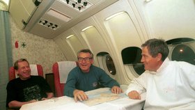 1995 - Jedna z mála jejich společných fotek z Havlova vládního letadla