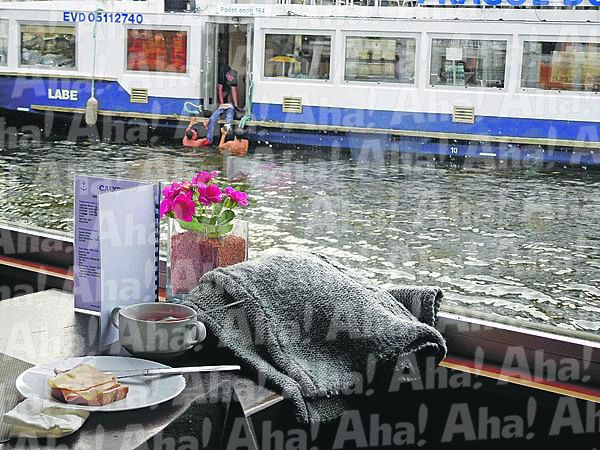 Unikátní snímek ze záchranné akce dvou statečných turistů.