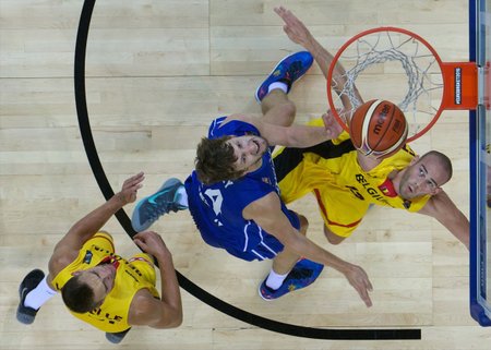 Jan Veselý proti Belgii poprvé na turnaji překonal hranici dvaceti bodů
