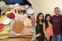 Zahradilovo dobrodružství s Asiatkami: Že by konkurz na nové asistentky?