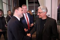 Kam s ním? Zahradil v Macinkově týmu chybí. Čeká ho Senát, Brusel, nebo Praha?