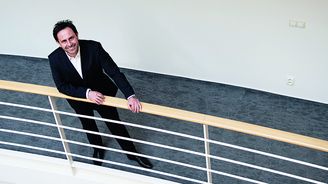 Dodávky pro armádu jsme schopni navýšit během měsíců, říká šéf České zbrojovky Dodávky pro armádu jsme schopni navýšit během měsíců, říká šéf České zbrojovky