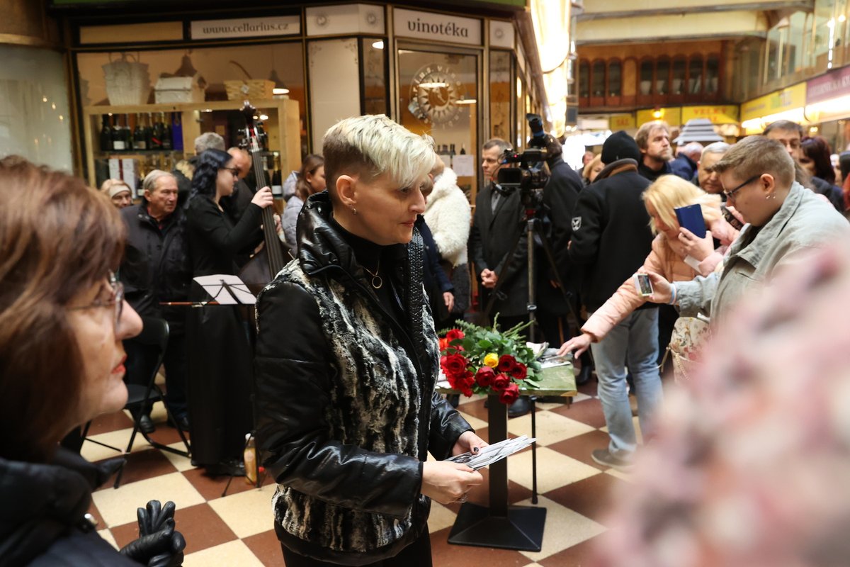 Pieta za bubeníka Jana Žižku v pražské Lucerně.