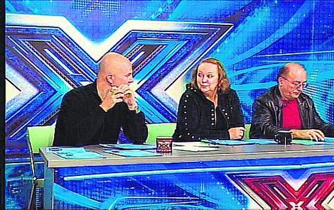 Ondřej Soukup s manželkou Gábinou Osvaldovou a Petrem Jandou v porotce X Factoru. 