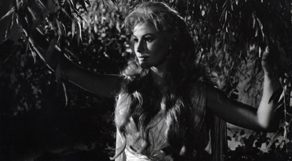 Jana Andrsová ve filmu Rusalka (1962)