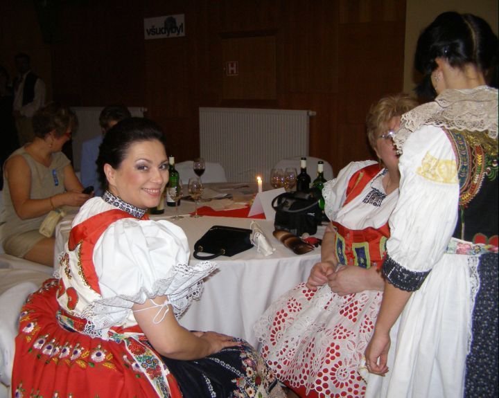 Jana Bobošíková na folklorním plese