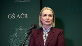 Ministryně obrany v demisi Jana Černochová (ODS) (25.11.2025)