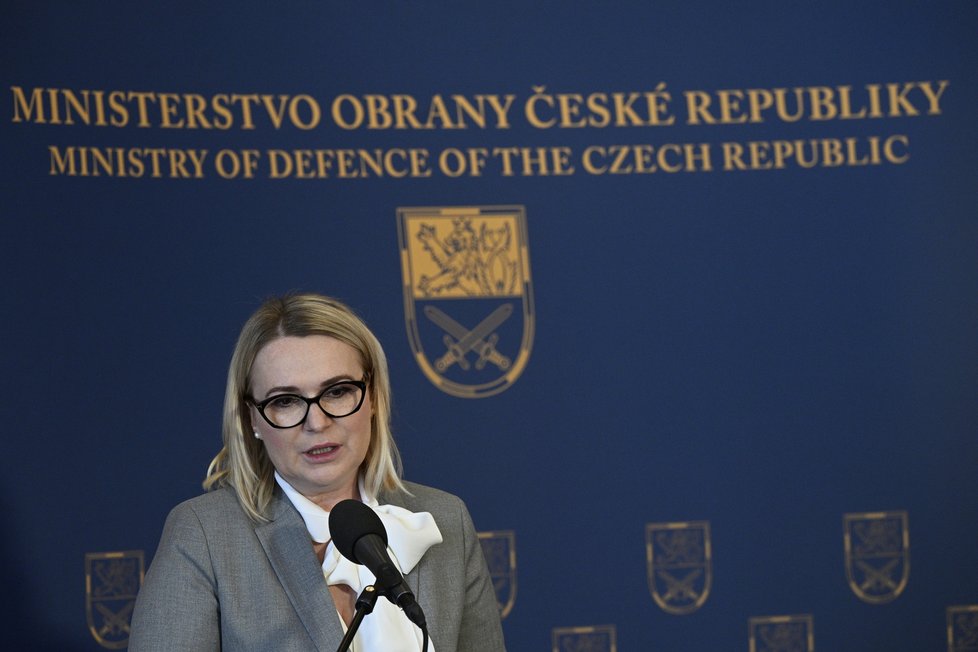 Ministryně obrany Jana Černochová (ODS)