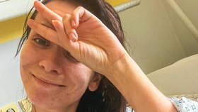 V nemocnici strávila několik dní, už je však doma a může si užívat svátečního klidu