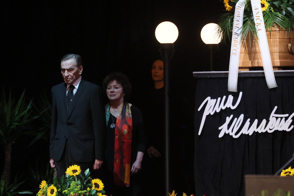 Pohřeb Jany Hlaváčové - František Němec a Jana Boušková
