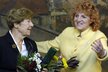 2007: Jana Kánská, dcra Milady Horákové, s tehdejší ministryní obrany Vlastou Parkanovou