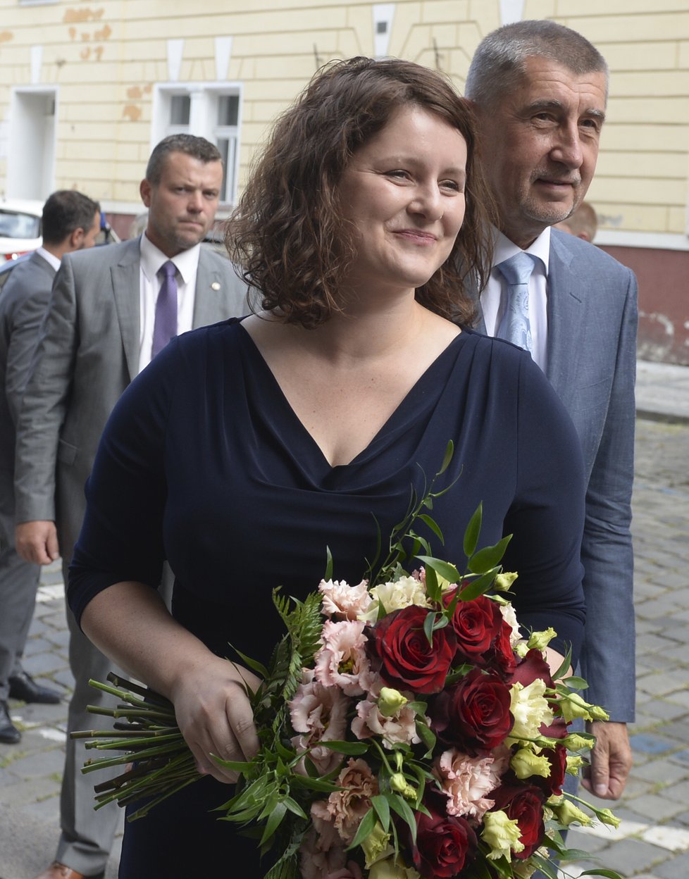 Ministryně práce a sociálních věcí Jana Maláčová (ČSSD) s premiérem Andrejem Babišem (ANO)