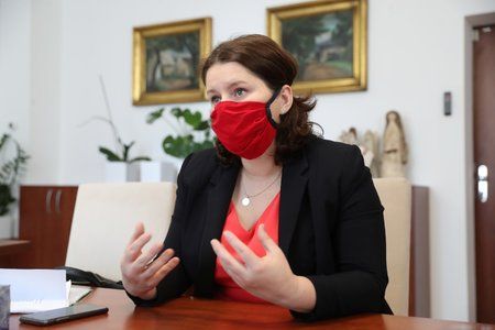 Ministryně práce a sociálních věcí Jana Maláčová (ČSSD) při rozhovoru pro Blesk.