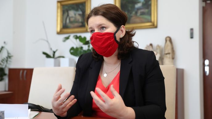 Ministryně práce a sociálních věcí Jana Maláčová (ČSSD) při rozhovoru pro Blesk.