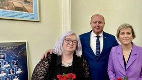 Jana Mračková Vildumetzová s Janou Zwyrtek Hamplovou, novou posilou senátorského klubu ANO