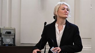 Čapí hnízdo bez Babiše. Nagyová čelí soudu v dotační kauze sama. Glosujeme živě Čapí hnízdo bez Babiše. Nagyová čelí soudu v dotační kauze sama. Glosujeme živě