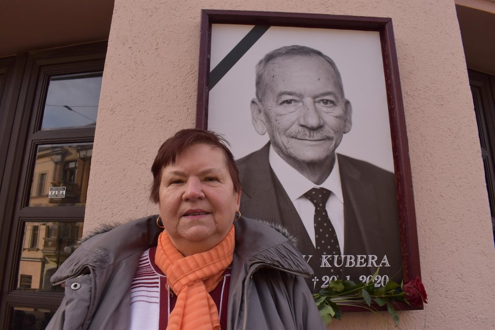 Jana Rebková s Jaroslavem Kuberou pracovala ve sklárně na konci 60. let.