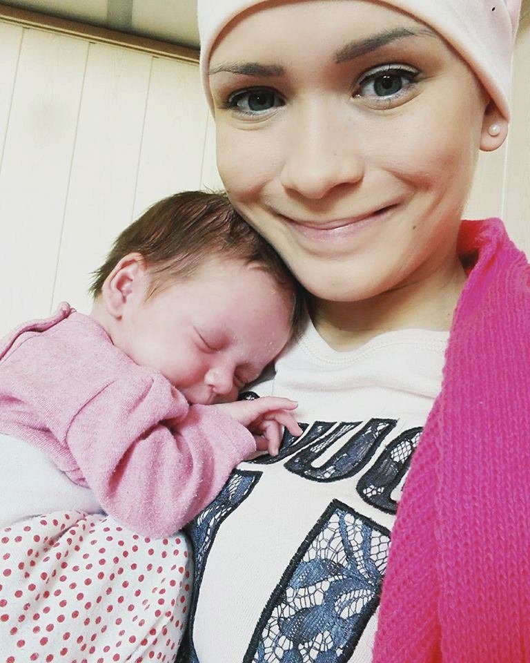 Janin příběh měl šťastný konec. Stellinka se narodila zdravá a její maminka už má za sebou poslední chemoterapii.
