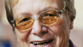 Zemřela básnířka a překladatelka Jana Štroblová (†89).