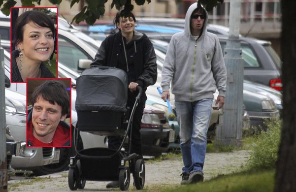 Janu Strykovou a Matěje Matušku s mimčem byste na ulici klidně přešli bez povšimnutí.