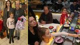Petr Janda vyvedl nejmladší dcery a sexy manželku: Pochutnali si na sushi