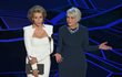 Jane Fondová  a Helen Mirren na Oscarech