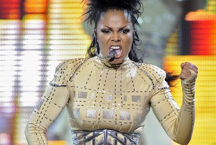 Zpěvačka Janet Jackson je těhotná! Za pár dnů jí bude 50 let