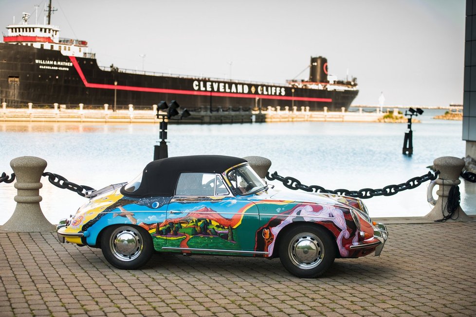 Porsche Janis Joplinové se vydražilo za rekordní 1,76 milionu USD