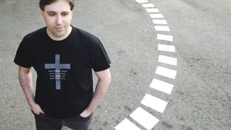 Nakladatelství Omega si k dvěma překladatelským anticenám Skřipec může přidat další ostudu Nakladatelství Omega si k dvěma překladatelským anticenám Skřipec může přidat další ostudu