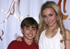 Hayden Panettiere s bratrem