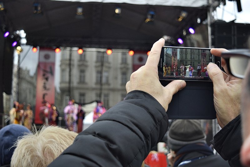 Japan Week Prague slavnostně odstartoval na Staroměstském náměstí