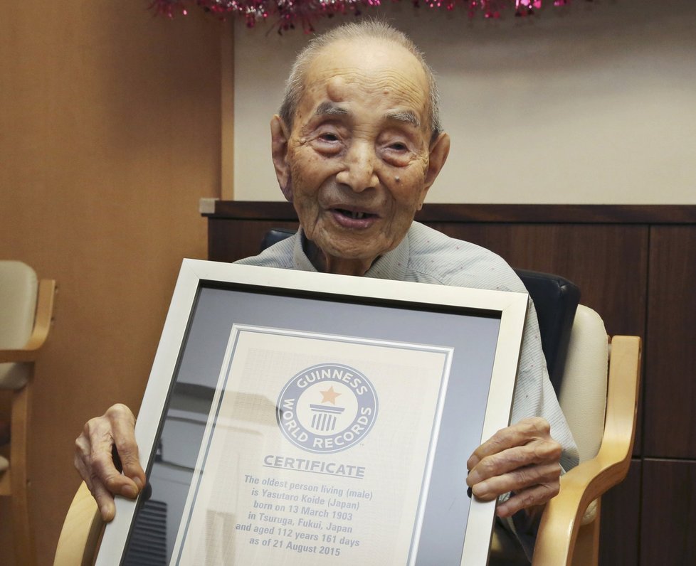 Japonec Jasutaró Koide zemřel ve věku 112 let.