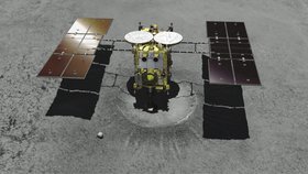 Japonská sonda z povrchu asteroidu Ryugu úspěšně odebrala vzorky.