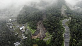 Sesuv půdy v oblasti japonského letoviska Atami (4. 7. 2021)