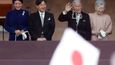 Japonský císař Akihito slaví 85. narozeniny. Popřát mu přišly desítky tisíc lidí