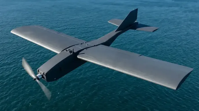 Rozpětí křídel japonského dronu Shirana činí necelé dva metry. Rozpětí křídel japonského dronu Shirana činí necelé dva metry.