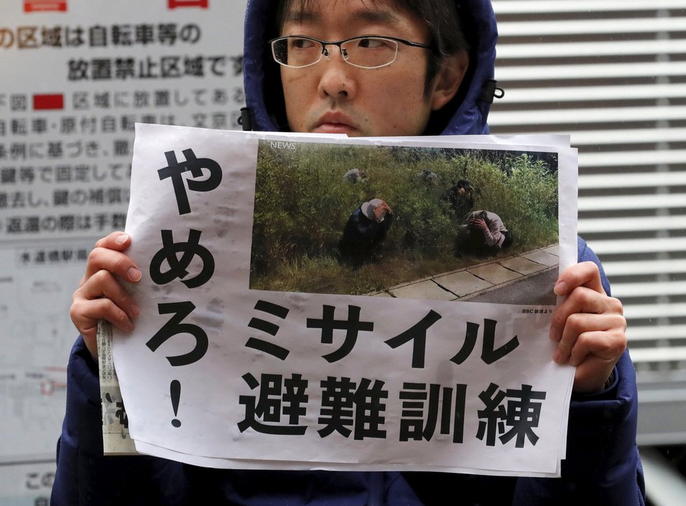 Protesty proti evakuačnímu cvičení v Japonsku