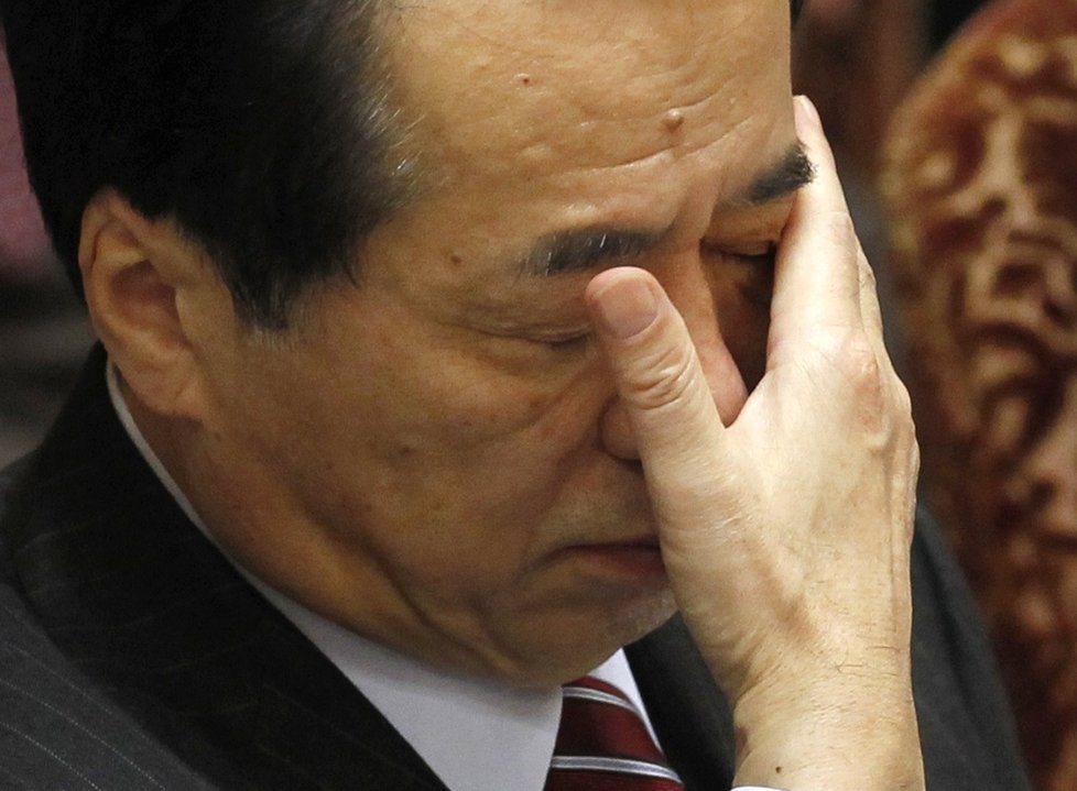 Japonského premiéra Naoto Kanazastihlo zemětřesení na zasedání horní komory parlamentu.