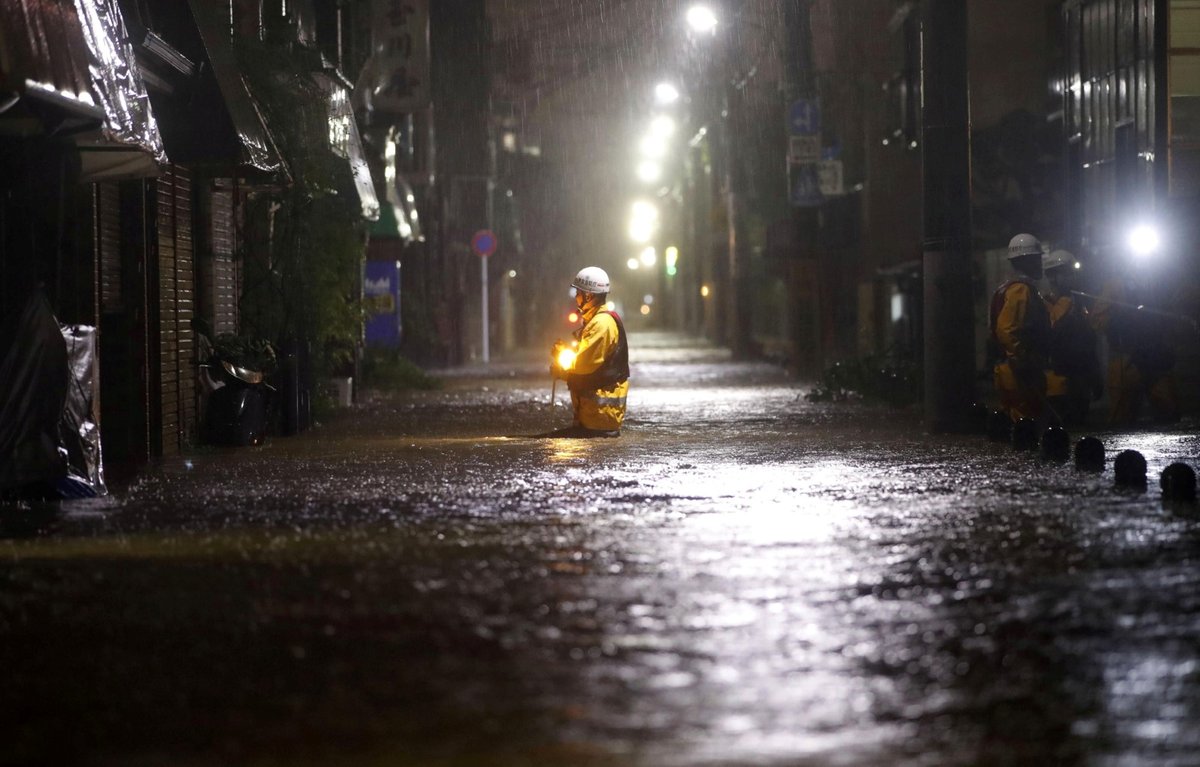 Tajfun Hagibis si v Japonsku vyžádal první oběti