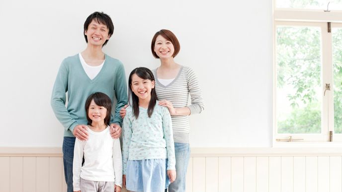Japonsko čelí nejnižší porodnosti v moderní historii