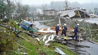 OBRAZEM: Tajfun Hagibis paralyzoval Japonsko. Úřady vyzvaly miliony lidí k evakuaci