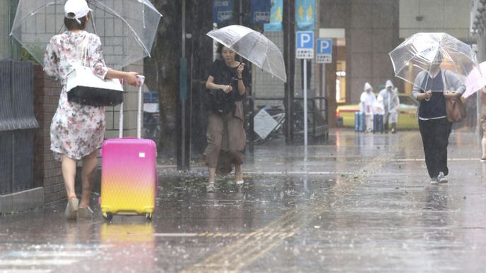 Tajfun Francisco je letos druhý, který dospěl k pobřeží Japonska