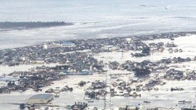 Tsunami zaplavila severovýchodní pobřeží