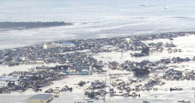 Tsunami zaplavila severovýchodní pobřeží