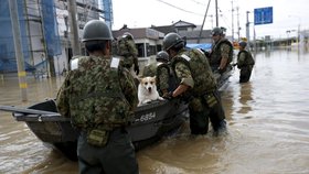 Záplavy a sesuvy půdy v Japonsku