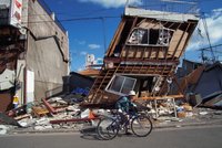 Přízrak jménem tsunami: Japonsko opět zasáhly silné otřesy