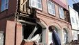 Zemětřesení na severu Japonska si vyžádalo přes 120 zraněných