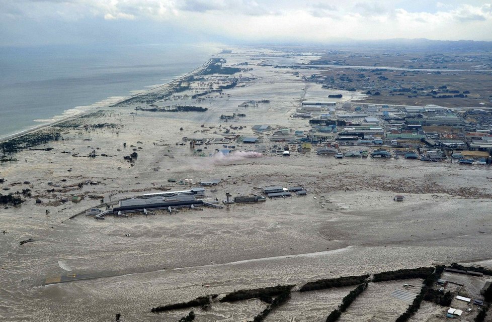 Tsunami zasáhla pobřeží o délce 2100 kilometrů
